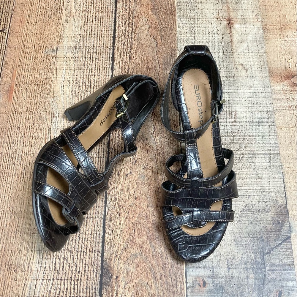 Women's Black Croc-Embossed Strappy Heels